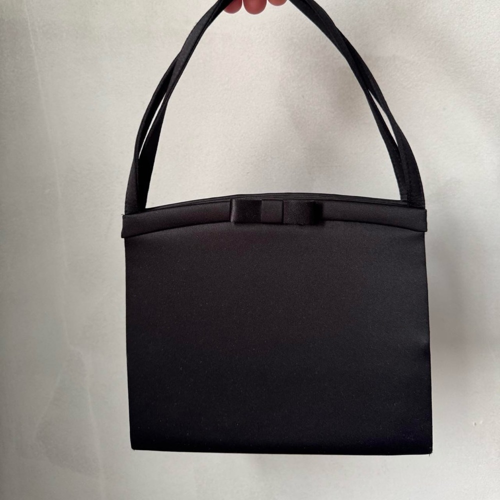 Vanessa - Vintage Black Handbag with Bow Detail